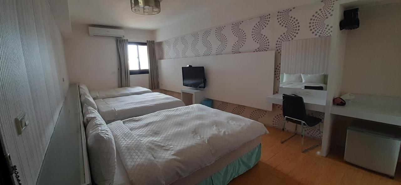 SKY square Homestay Magong Extérieur photo