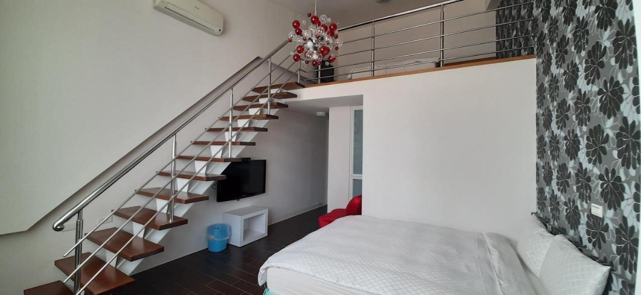 SKY square Homestay Magong Extérieur photo